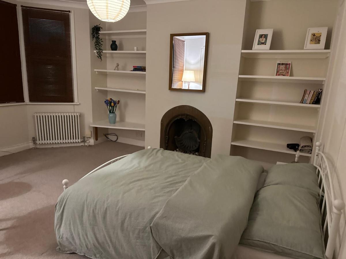 Spacious Room Near Underground London Exteriör bild